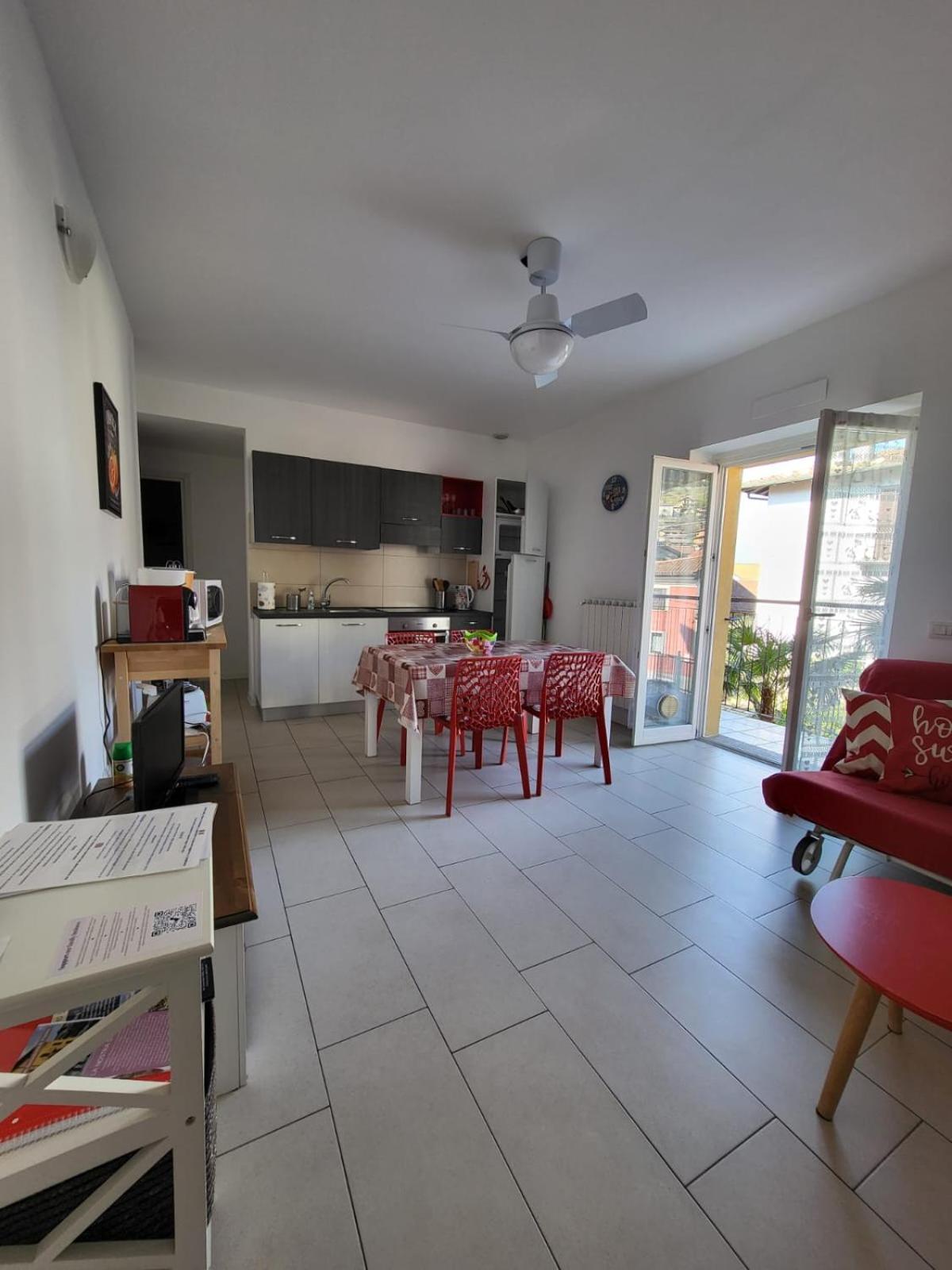 Red Apartment - Residenza Silvana Verbania Luaran gambar